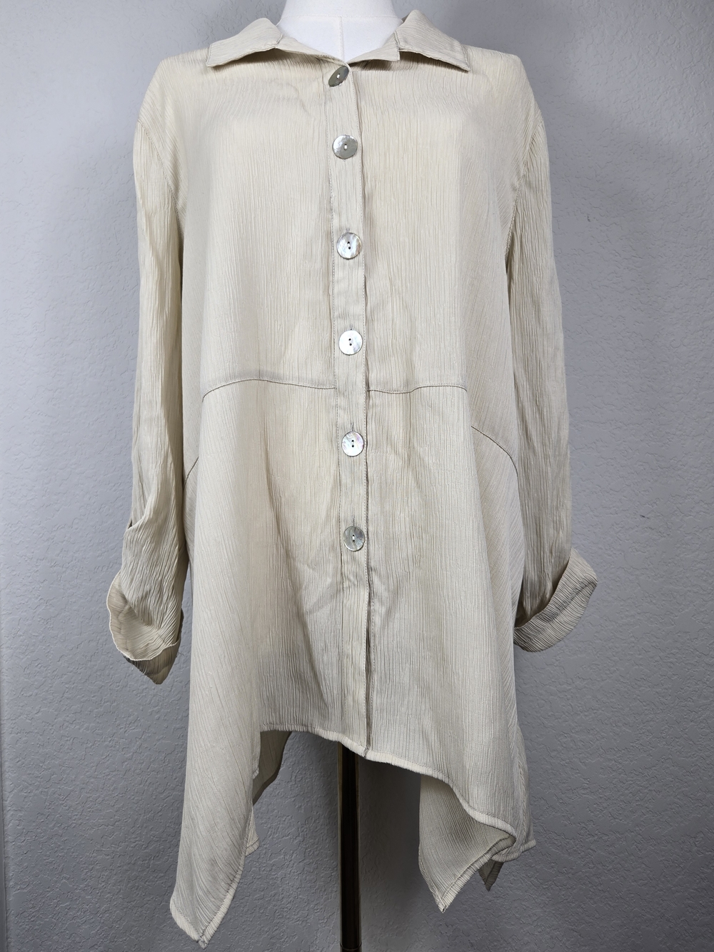 New Directions Boho Mushroom Lagenlook Tunic Top High Low Button Up NWT L